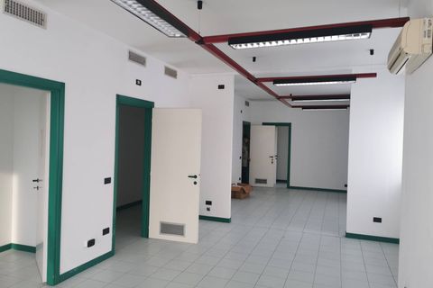 Erhvervsejendom i Marcon, Venice, Marcon - € 180.000 | Ref: 717 - foto 3