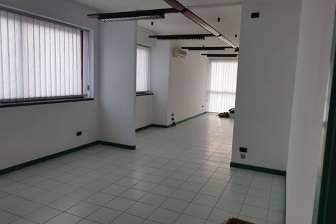 Erhvervsejendom i Marcon, Venice, Marcon - € 180.000 | Ref: 717 - foto 2