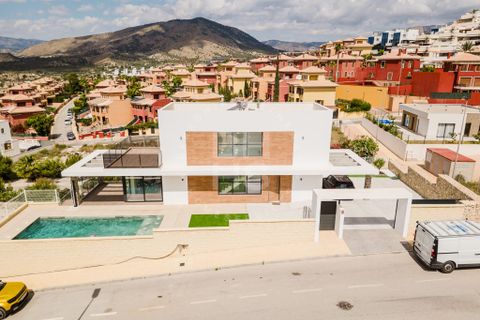 Villa a Finestrat, Alicante, Finestrat - € 920.000 | Ref: BHHS-CBL-0821 - foto 2