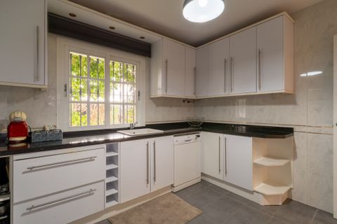 Byhus i Estepona, Malaga, Estepona - € 635.000 | Ref: ROB017 - foto 12