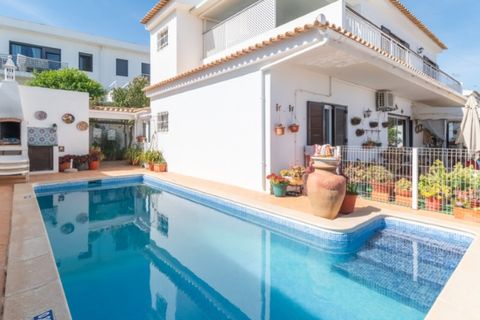 Villa i Albufeira, Faro, Albufeira - € 1.150.000 | Ref: 338250050 - foto 1