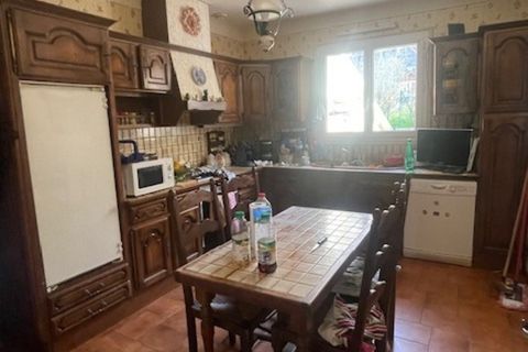 Villa a Lourdes, Hautes-Pyrenees, Lourdes - € 239.000 | Ref: 340937918694 - foto 28