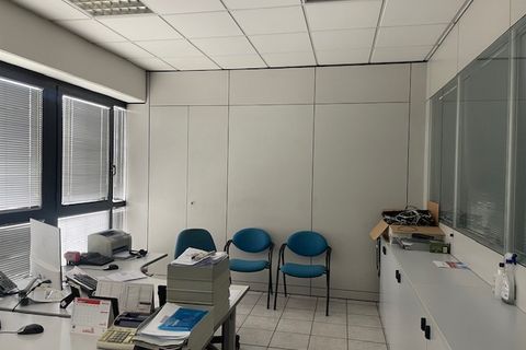 Erhvervsejendom i Sassuolo, Modena, Sassuolo - € 185.000 | Ref: 711 - foto 2