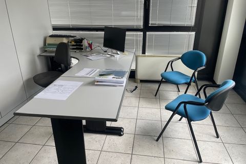 Erhvervsejendom i Sassuolo, Modena, Sassuolo - € 185.000 | Ref: 711 - foto 3