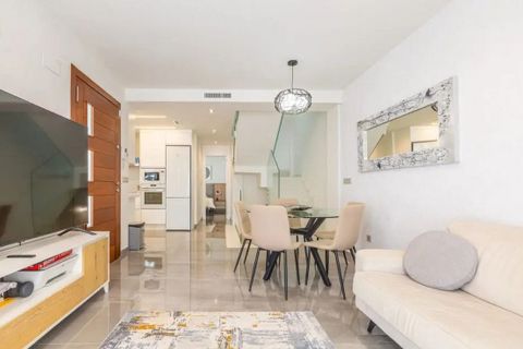 Villa a Los Balcones, Alicante, Los Balcones - € 660.000 | Ref: R5040751 - foto 5