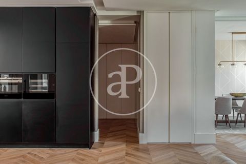 Leilighet i Madrid, Madrid, Madrid - € 13 550/måned | Ref: AM2505058 - foto 22