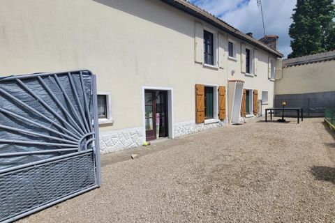 Landsbyhus i Juillé, Charente, Juillé - € 77.000 | Ref: BVI80727 - foto 2