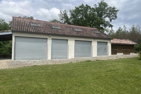 Villa a Monflanquin, Lot-et-Garonne, Monflanquin - € 397.500 | Ref: BVI72872 - foto 9
