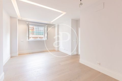 Appartement in Madrid, Madrid, Madrid - € 1.750.000 | Ref: ONM250200602 - foto 6