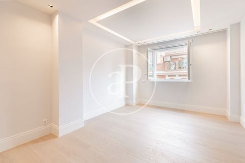 Appartement in Madrid, Madrid, Madrid - € 1.750.000 | Ref: ONM250200602 - foto 3