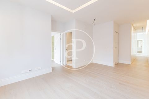 Appartement in Madrid, Madrid, Madrid - € 1.750.000 | Ref: ONM250200602 - foto 7