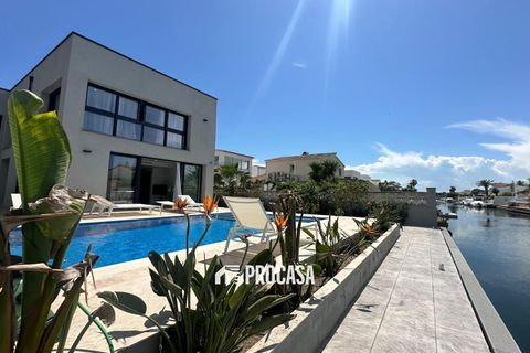 Villa em Empuriabrava, Gerona, Empuriabrava - € 1.300.000 | Ref: 3735 - foto 1