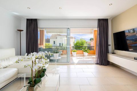 Villa a Nueva Andalucia, Malaga, Nueva Andalucia - € 890.000 | Ref: EST59733 - foto 6
