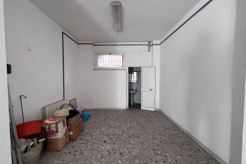 Erhvervsejendom i Viareggio, Lucca, Viareggio - € 160.000 | Ref: VC 117 - foto 9