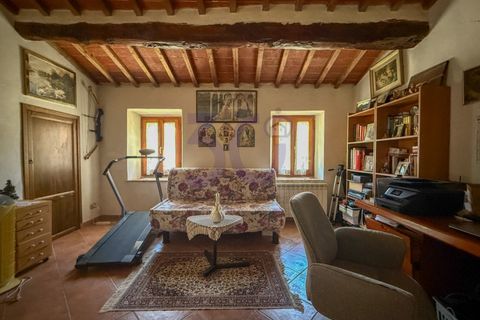 Villa a Subbiano, Arezzo, Subbiano - € 125.000 | Ref: V0143MG - foto 3