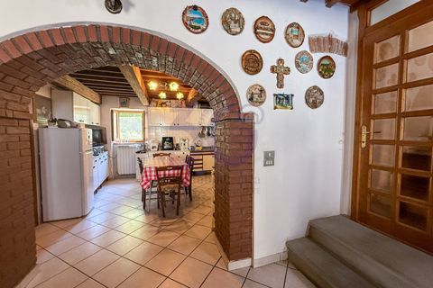 Villa a Subbiano, Arezzo, Subbiano - € 125.000 | Ref: V0143MG - foto 4