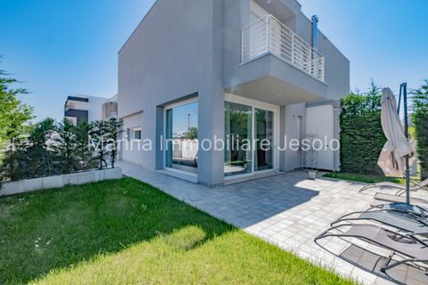 Villa i Jesolo, Venice, Jesolo - € 550.000 | Ref: M 241 - foto 1