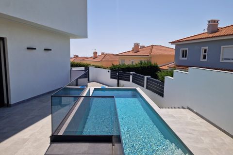 Villa i Cascais, Lisbon, Cascais - € 1.750.000 | Ref: CB06-0191 - foto 2