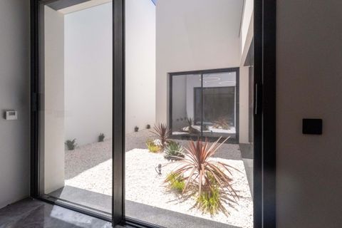 Villa i Cascais, Lisbon, Cascais - € 1.750.000 | Ref: CB06-0191 - foto 44