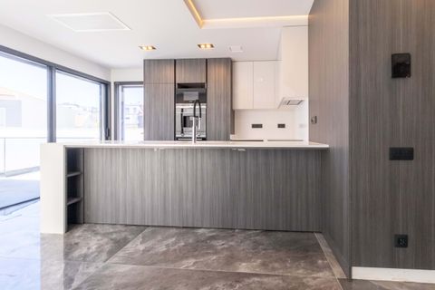 Villa i Cascais, Lisbon, Cascais - € 1.750.000 | Ref: CB06-0191 - foto 46