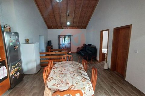 Byhus i Calheta, Sao Jorge, Calheta - € 300.000 | Ref: M978 - foto 14
