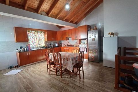 Byhus i Calheta, Sao Jorge, Calheta - € 300.000 | Ref: M978 - foto 16