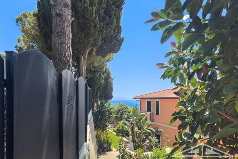 Villa i Bordighera, Imperia, Bordighera - € 4.850.000 | Ref: AG-DOM 5231 - foto 3