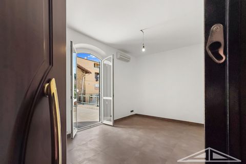 Lejlighed i Bordighera, Imperia, Bordighera - € 430.000 | Ref: AG-DOM 3403 - foto 1