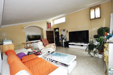 Villa a Roses, Gerona, Roses - € 377.000 | Ref: 3740 - foto 3