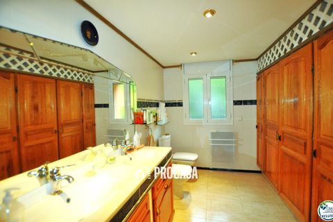 Villa a Roses, Gerona, Roses - € 377.000 | Ref: 3740 - foto 11