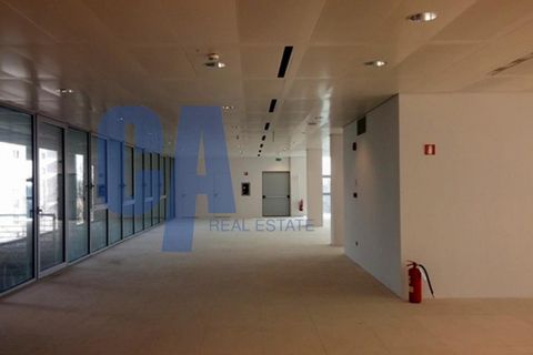 Erhvervsejendom i Segrate, Milan, Segrate - € 73.192 | Ref: ULACE1552 - foto 9