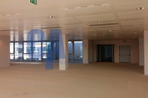 Erhvervsejendom i Segrate, Milan, Segrate - € 73.192 | Ref: ULACE1552 - foto 10