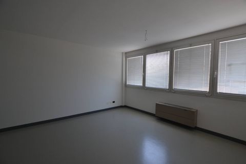 L'establiment comercial a Limena, Padua, Limena - € 750/mes | Ref: 1357 - foto 4