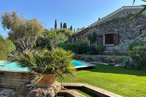Villa i Antibes, Alpes-Maritimes, Antibes - € 1.895.000 | Ref: HH-15784387 - foto 1