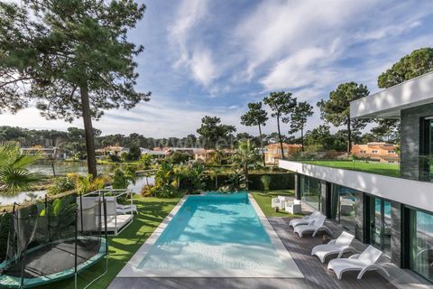 Villa i Almada, Setubal, Almada - € 2.590.000 | Ref: 035230169 - foto 1