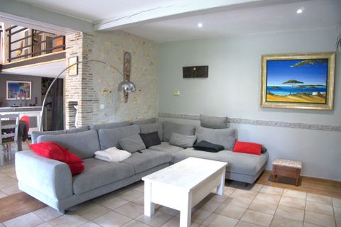 Villa i Duras, Lot-et-Garonne, Duras - € 379.600 | Ref: 3-25-05-57 - foto 7