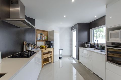 Villa i Cascais, Lisbon, Cascais - € 1.950.000 | Ref: OSO25045.MV - foto 17
