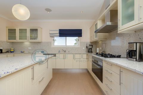 Villa i Budens, Faro, Budens - € 2.450.000 | Ref: V1749 - foto 12