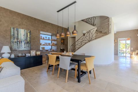 Villa i Antibes, Alpes-Maritimes, Antibes - € 1.980.000 | Ref: HH-15726034 - foto 12