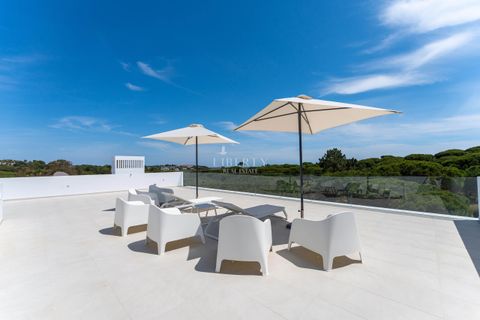 Villa i Almancil, Faro, Almancil - € 6.750.000 | Ref: LBRT325 - foto 27