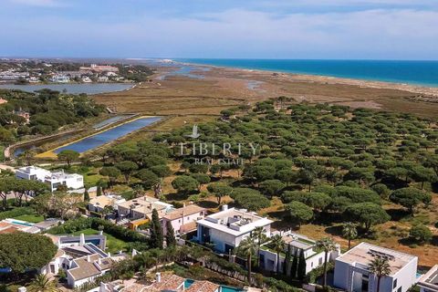 Villa i Almancil, Faro, Almancil - € 6.750.000 | Ref: LBRT325 - foto 36