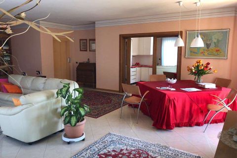 Villa a Verbania, Verbano Cusio Ossola, Verbania - € 530.000 | Ref: V000686 - foto 15