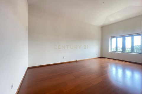 Lejlighed i Oliveira do Douro, Porto, Oliveira do Douro - € 273.000 | Ref: C0415-ZTRE-01997-hs - foto 3