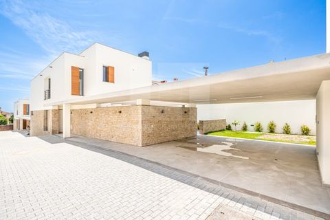Villa i Alcabideche, Lisbon, Alcabideche - € 1.150.000 | Ref: MOR_4574 - foto 8