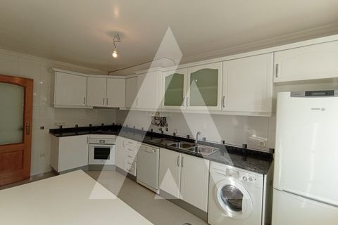 Villa i Aveiro, Aveiro, Aveiro - € 690.000 | Ref: 1040685/25 BR - foto 2