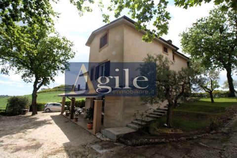 Villa a Ancarano, Teramo, Ancarano - € 380.000 | Ref: 3170 - foto 3