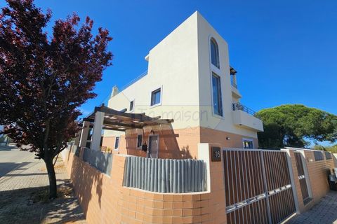 Villa i Moncarapacho, Faro, Moncarapacho - € 745.000 | Ref: M05 - foto 4