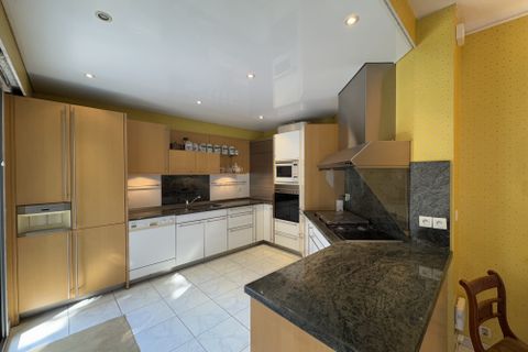 Villa a Lens, Pas-de-Calais, Lens - € 299.000 | Ref: FCVMA120001650 - foto 11