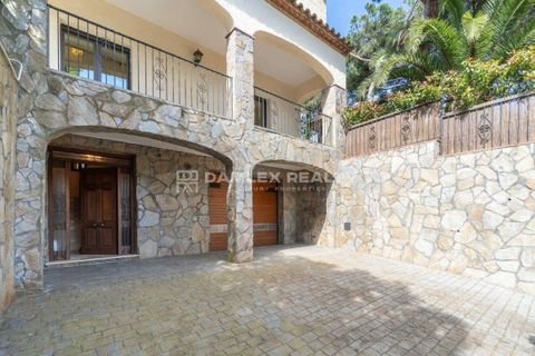 Villa i Platja D'aro, Gerona, Platja D'aro - € 2.000.000 | Ref: 74964 - foto 32