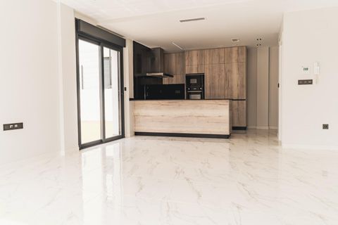 Villa i Punta Prima, Alicante, Punta Prima - € 699.900 | Ref: N-84678 - foto 8